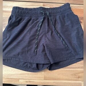 FLX Wander Shorts - size M